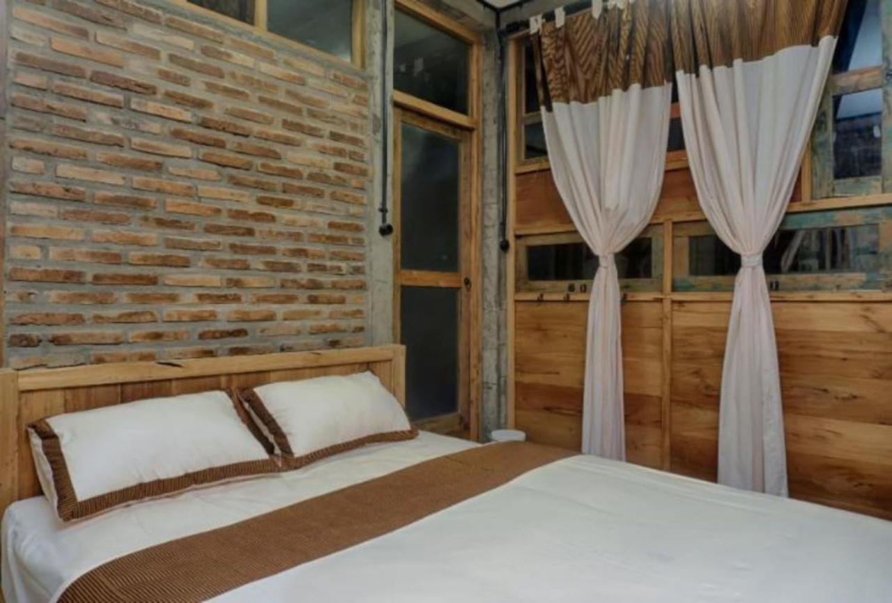 Lorong Homestay Bantul Ngoại thất bức ảnh